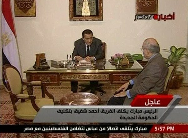 Mubarak sestankuje s Sulejmanom