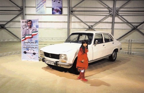 Ahmadinedžadov avtomobil prodali za 1,8 milijona evrov