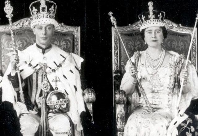 Kralj George VI. in kraljica Elizabeth 1937.