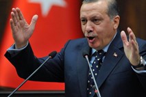 Erdogan bo s Papandreujem govoril o zbliževanju med državama