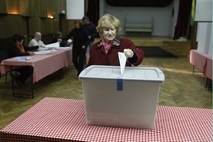Do 16. ure volilna udeležba več kot 48,5-odstotna, najvišja v volilni enoti Ljubljana Center