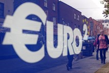 Rezultati raziskave: Kar tretjina Francozov želi ukinitev evra in vrnitev frankov