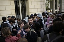 Policija odstranila propalestinske protestnike s pariške univerze Sciences Po