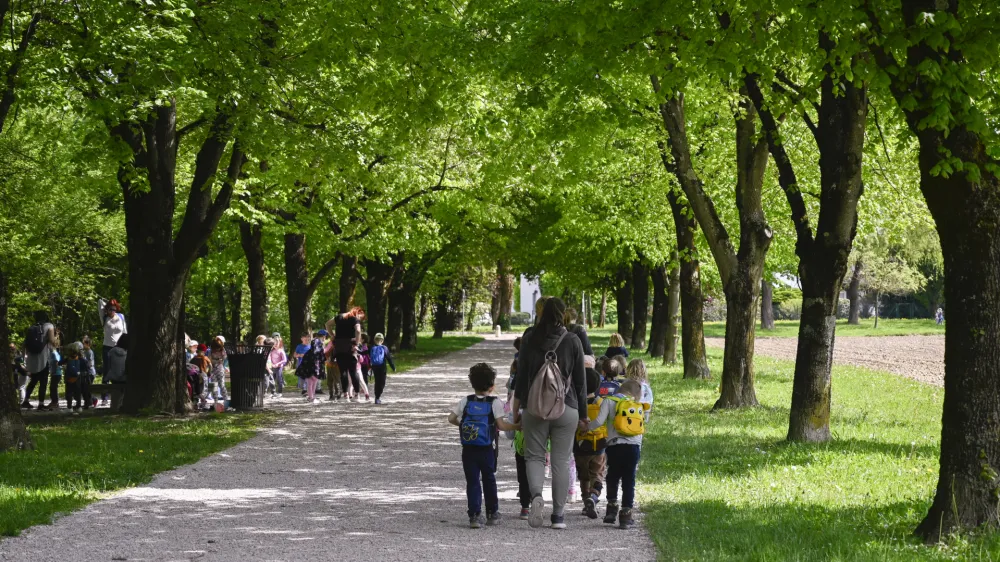 - 05.05.2022 – Pot ob žici 2022 - Pot spominov in tovarištva (PST) – pohod za otroke iz ljubljanskih vrtcev //FOTO: Nik Erik Neubauer