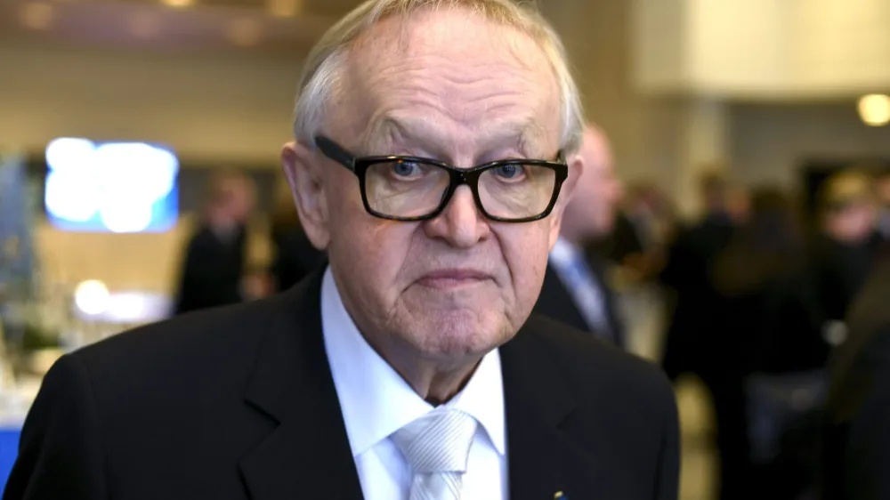 FILED - 02 February 2017, Finland, Helsinki: Martti Ahtisaari, then president of Finland, attends the coffee ceremony at the opening of the 2017 Diet at Finlandia Hall. Former Finnish president and Nobel Peace Prize laureate Martti Ahtisaari has died at the age of 86, Finland's presidential office says. Photo: Martti Kainulainen/Lehtikuva/dpa