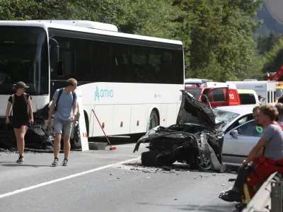 29.08.2022. Prometna nesreča na Betinovem klancu pred Bledom. Foto: Bojan Velikonja. 