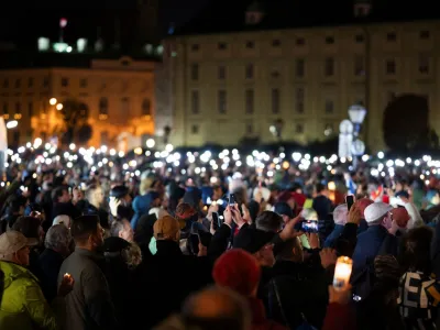 People participate in a solidarity demonstration for Israeli hostages taken by Hamas and missing people waiting to come home, following a deadly infiltration of Israel by Hamas gunmen from the Gaza Strip, in Vienna, Austria, November 2, 2023. REUTERS/Julia Geiter