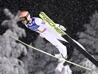 25 November 2023, Finland, Kuusamo: Austria's Stefan Kraft competes during men's ski jumping HS 142 competition at the FIS World Cup Ruka Nordic Opening event in Kuusamo. Photo: Jussi Nukari/Lehtikuva/dpa