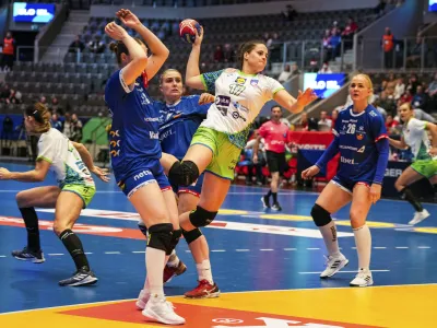 Slovenia's Natasa Ljepoja in action during the IHF World Women's Handball Championship match between Slovenia and Iceland in the DNB Arena in Stavanger, Norway, Thursday, Nov. 30, 2023. (Beate Oma Dahle/NTB via AP)