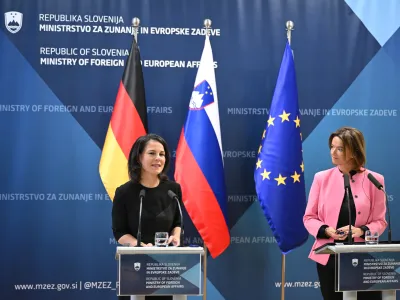 Ljubljana, MZEZ.<br>Obisk nemske ministrice za zunanje zadeve Annalene Baerbock.<br>Skupna novinarska konferenca zunanjih ministric Annalene Baerbock in Tanje Fajon.