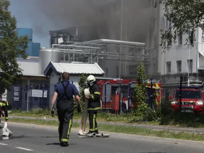 - 12.05.2022 – Kočevje – požar  - eksplozija v kemični tovarni Melamin - razneslo kotel v proizvodnji - poškodovanih več kot dvajset oseb, dve osebi huje opečeniMelamin  //FOTO: Bojan Velikonja