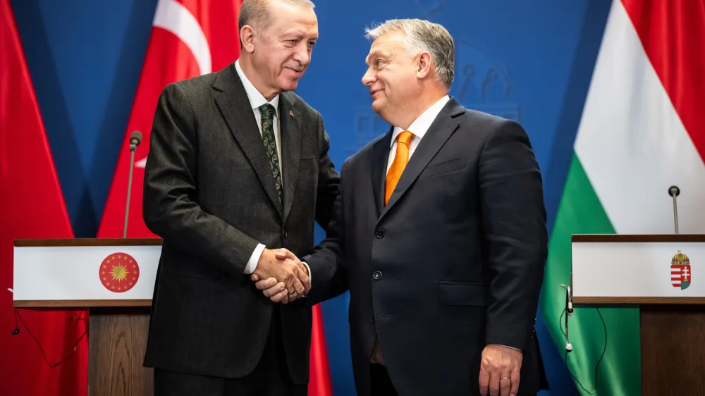 18 December 2023, Hungary, Budapest: Viktor Orban (R), Prime Minister of Hungary, and Recep Tayyip Erdogan, President of Turkey, make a joint statement in the Carmelite Monastery. Orban received Turkish President Erdogan for his one-day visit. Photo: Marton Monus/dpa