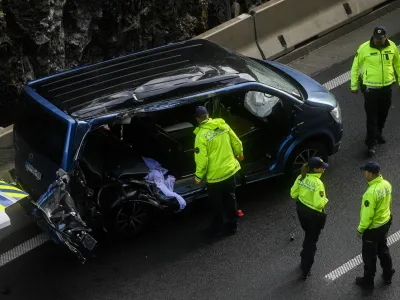 - 13.05.2023 - Prometna nesreča na nevarnem odseku dolenjske avtoceste pri izvozu Višnja Gora v smeri proti Novemu mestu. // FOTO: Nik Erik Neubauer