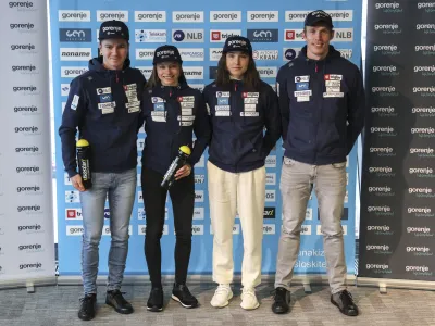 - 20.12.2023 – Smučarska zveza Slovenije - nordijske discipline – smučarske reprezentance v smučarskih skokih, smučarskem teku in nordijski kombinaciji //FOTO: Jaka Gasar