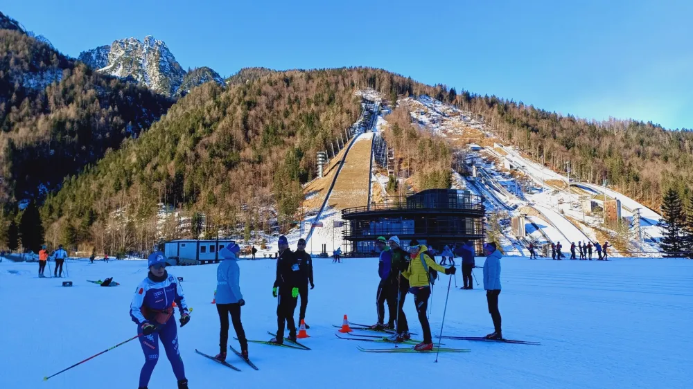 Pod Poncami, v Nordijskem centru Planica, so tekaško sezono odprli ob koncu novembra.