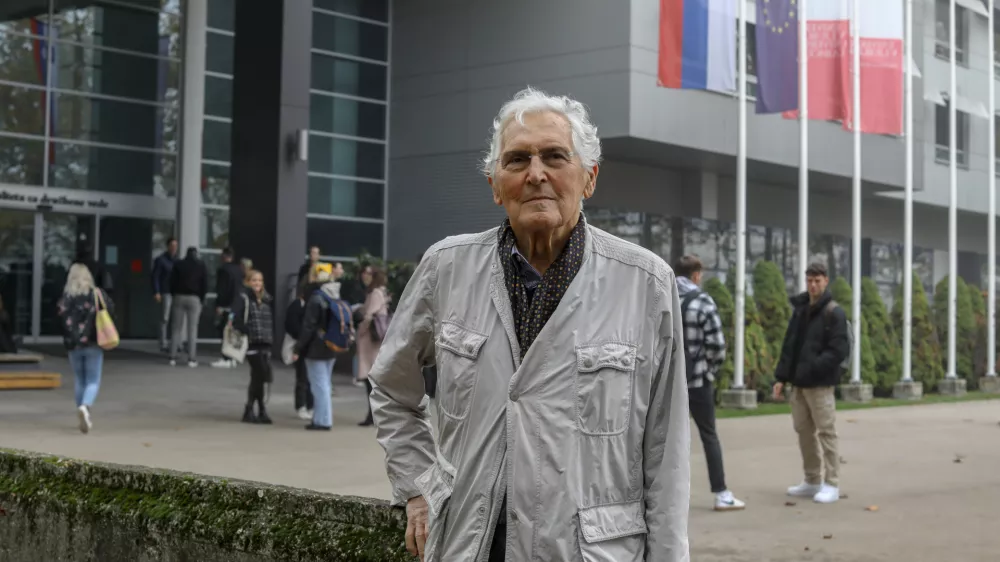  18.10.2022 – dr. Niko Toš, sociolog, pravnik, zaslužni profesor Fakultete za družbene vede Univerze v Ljubljani; //FOTO: Luka CjuhaOPOMBA: INTERVJU ZA OBJEKTIV 2022