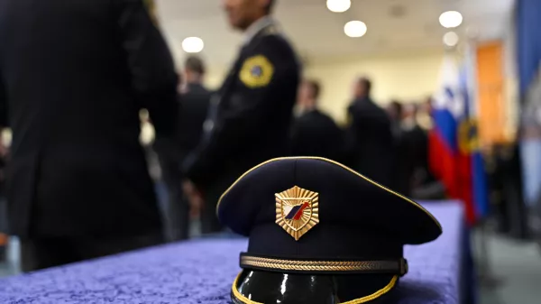 Policija, simbolična fotografija.- 3.04.2024 – Podelitev medalj policije za hrabrost in požrtvovalnost. Policijska akademija, Tacen. //FOTO: Nik Erik Neubauer