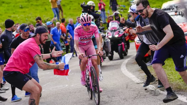 Slovenia's Tadej Pogacar, wearing the pink jersey of the race overall leader, pedals during the 20th stage of the Giro d'Italia cycling race from Alpago to Bassano del Grappa, Italy, Saturday, May 25, 2024. (Fabio Ferrari/LaPresse via AP)