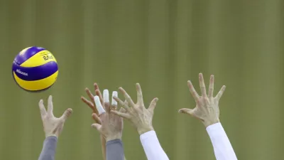 ﻿- simbolična fotografija - šport - žoga - roke - - 01.03.2018 - odbojka - ACH Volley: Belogorie Belgorod, pokal Cev, povratna tekma četrtfinala:           //FOTO: Jaka Gasar