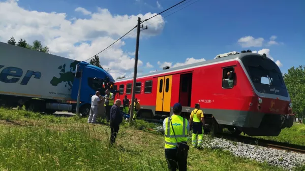 Trčenje vlaka in tovornjaka na Rudniku.