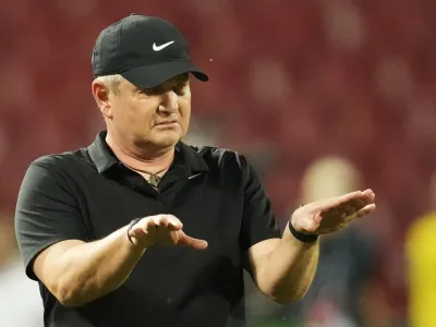 Slovenia's coach Matjaz Kek gestures during the UEFA Nations League soccer match between Serbia and Slovenia at the Rajko Mitic Stadium in Belgrade, Serbia, Sunday, June 5, 2022. (AP Photo/Darko Vojinovic)