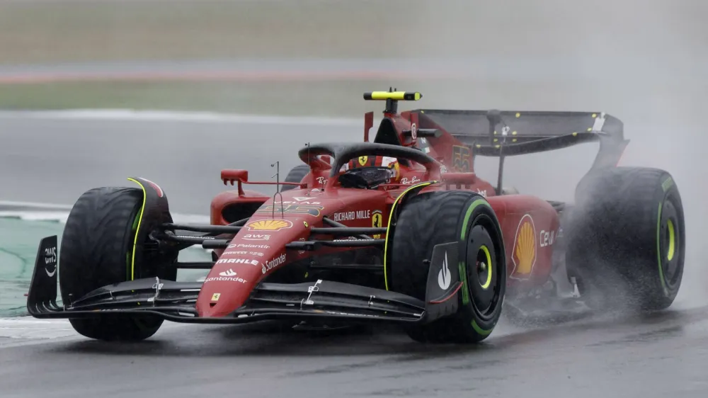 Formula One F1 - British Grand Prix - Silverstone Circuit, Silverstone, Britain - July 2, 2022 Ferrari's Carlos Sainz Jr. during qualifying REUTERS/Peter Cziborra