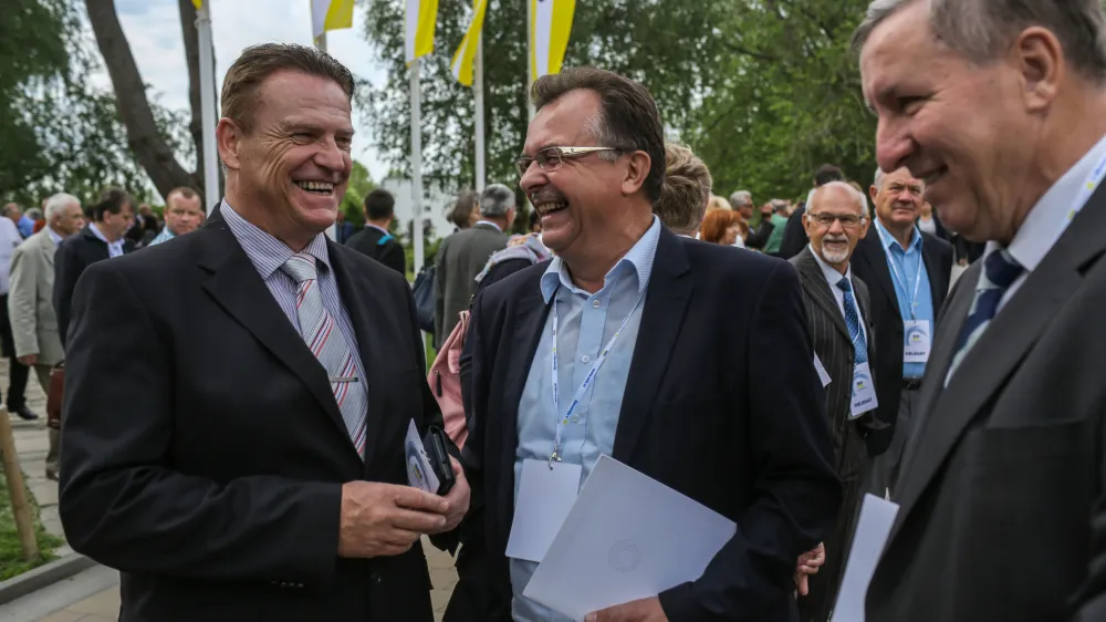 ﻿Pavle Rupar, Jože Tanko, Jožef Jerovšek   - 20.05.2017 - 11. Kongres Slovenske demokratske stranke (SDS) v Mariboru -  //FOTO: Jaka Gasar