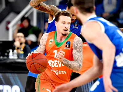 Josh Adams, Cedevita Olimpija