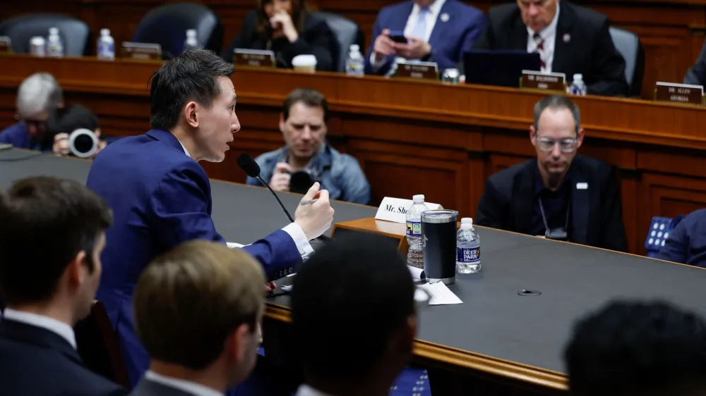 TikTok Chief Executive Shou Zi Chew testifies before a House Energy and Commerce Committee hearing entitled "TikTok: How Congress can Safeguard American Data Privacy and Protect Children from Online Harms," as lawmakers scrutinize the Chinese-owned video-sharing app, on Capitol Hill in Washington, U.S., March 23, 2023. REUTERS/Evelyn Hockstein