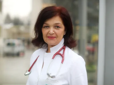 ﻿- 31.01.2022 – dr.med. Nena Kopčavar Guček, zdravnica družinske medicine zaposlena v Zdravstvenem domu Ljubljana Vič in ambulanti s posvetovalnico za osebe brez zdravstvenega zavarovanja, Pro Bono???//FOTO: Bojan Velikonja