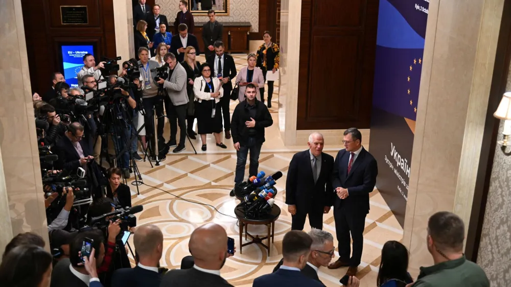 Ukrainian Foreign Minister Dmytro Kuleba and European Union Foreign Policy Chief Josep Borrell speak to the media before EU-Ukraine foreign ministers meeting, amid Russia's attack on Ukraine, in Kyiv, Ukraine October 2, 2023. Press service of the Ministry of Foreign Affairs of Ukraine/Handout via REUTERS ATTENTION EDITORS - THIS IMAGE HAS BEEN SUPPLIED BY A THIRD PARTY.