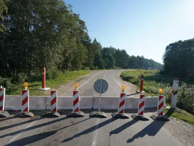 Concrete road blocks are placed at the border crossing with Belarus in Sumskas, Lithuania August 18, 2023. REUTERS/Janis Laizans