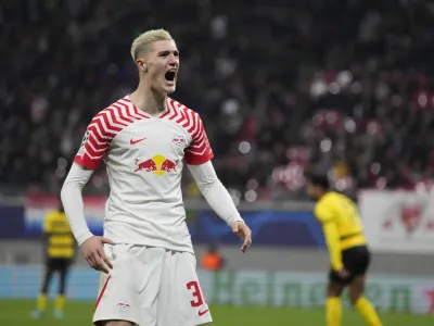 Benjamin Šeško se je prešerno veselil gola za Leipzig proti Young Boys. F AP