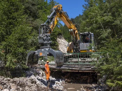 Skoraj točno po enem letu je narava konec julija ponovno udarila in med drugim močno prizadela občino Črna na Koroškem, kjer so bile posledice lanskih poplav najstrahotnejše. Foto: Nik Erik Neubauer