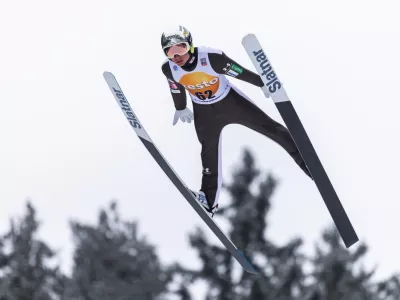 09 December 2022, Baden-Wuerttemberg, Titisee-Neustadt: Slovenia's Anze Lanisek competes in the Men's Large Hill Individual competition HS142 at the FIS Ski Jumping World Cup. Photo: Philipp von Ditfurth/dpa