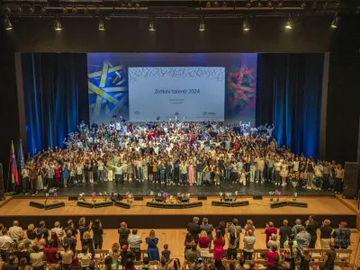 Utrinek z letošnje prireditve Zotkini talenti v Cankarjevem domu, kjer je Zveza za tehnično kulturo Slovenije razglasila najuspešnejše mlade upe.
Fotografija: arhiv ZOTKS