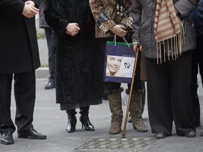 - Ilustrativna fotografija, upokojenci, starostniki- odprtje oskrbovanih stanovanj Murgle, ki so v lasti Javnega stanovanjskega sklada MOL