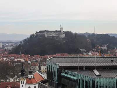 ﻿- 10.03.2020 - Ljubljana - panoramski posnetek - panorama - mesto, Ljubljanski grad//FOTO: Bojan Velikonja