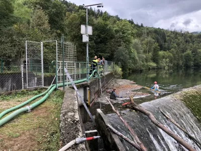 Stranka Vesna je pristojne pozvala k takojšnjemu ukrepanju za zaščito Save Bohinjke. Foto: Eva Branc