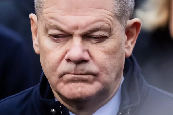 21 December 2024, Saxony-Anhalt, Magdeburg: Germany's Chancellor Olaf Scholz delivers a statement at the Christmas market in Magdeburg, where a driver drove into a group of people the previous evening, resulting in fatalities and injuries. Photo: Christoph Soeder/dpa