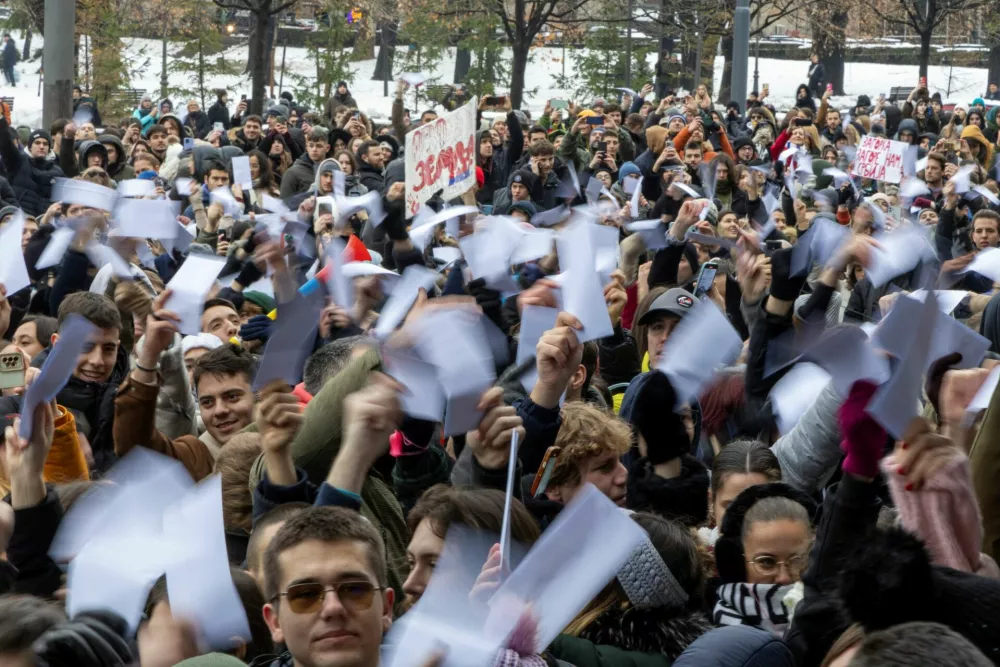 Students wave letters at the Supreme Public Prosecutor's Office during a protest, demanding action from the state prosecutor Zagorka Dolovac in the case of the deaths of the victims in the Novi Sad railway station disaster in November, in Belgrade, Serbia, December 25, 2024. REUTERS/Djordje Kojadinovic