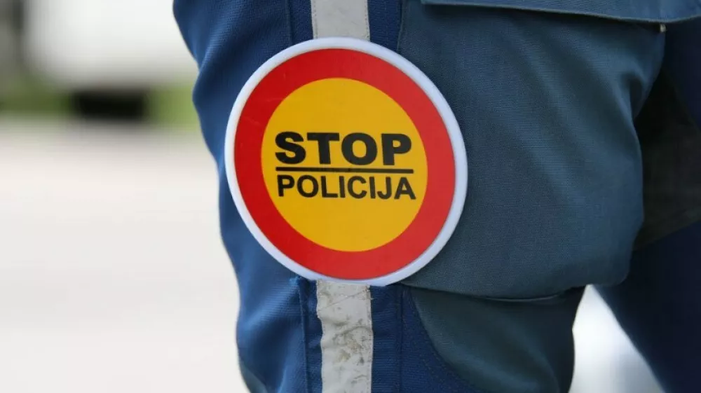 Policija, policist, simbolična fotografija