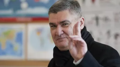 Hrvaški predsednik Zoran Milanović se bo moral za nadaljevanje mandata na Pantovčaku s protikandidatom Primorcem pomeriti v drugem krogu volitev. Foto: AP