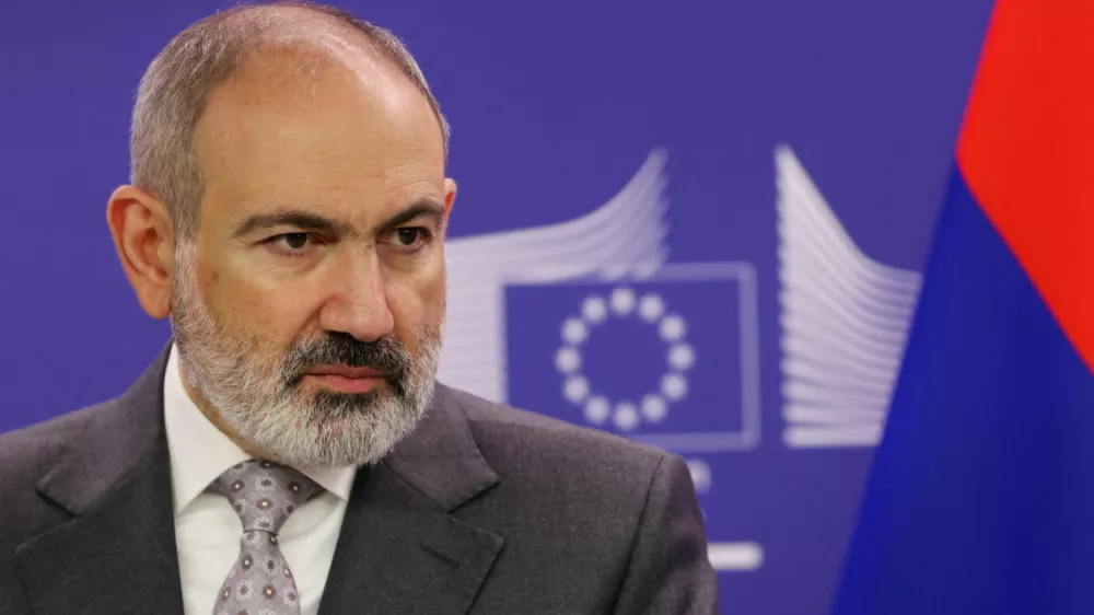 FILE PHOTO: Armenian Prime Minister Nikol Pashinyan meets U.S. Secretary of State Antony Blinken, EU Commission President Ursula von der Leyen and European Union foreign policy chief Josep Borrell, in Brussels, Belgium, April 5, 2024. REUTERS/Johanna Geron/Pool/File Photo