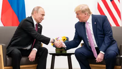 FILED - 14 June 2019, Japan, Osaka: US President Donald Trump (R) shakes hands with Russian President Vladimir Putin during their meeting on the sidelines of the G20 summit. US President-elect Donald Trump on 07 January said that he plans to discuss efforts to end Russia's war in Ukraine with Russian President Vladimir Putin. Photo: -/White House/dpa - ATTENTION: editorial use only and only if the credit mentioned above is referenced in full