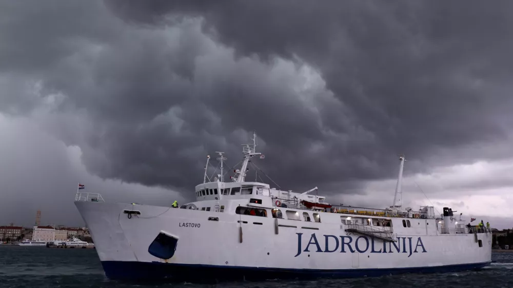 06.12.2022.,Split - Jadrolinijin brod M/T Lastovo u splitskoj luci. Photo: Ivo Cagalj/PIXSELL