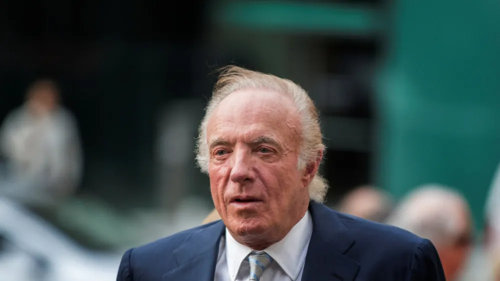 FILE PHOTO: Actor James Caan arrives at the 41st Annual Chaplin Award Gala in New York April 28, 2014. REUTERS/Lucas Jackson/File Photo