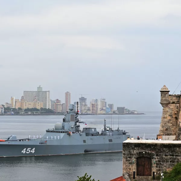 Russian frigate Admiral Gorshkov enters Havana's bay, Cuba, June 12, 2024. REUTERS/Stringer