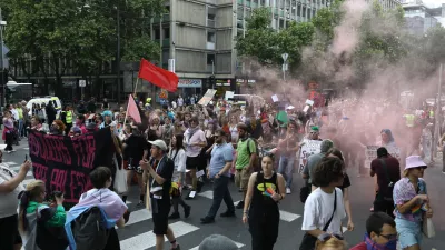 Današnje dogajanje se je odvijalo v Parku zvezda in na Kongresnem trgu, kjer so se predstavljale različne nevladne organizacije, ki se ukvarjajo s pravicami LGBT skupnosti. Popoldne se je dogajanje premaknilo na Metelkovo, od koder je krenila povorka.