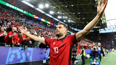 Soccer Football - Euro 2024 - Group B - Italy v Albania - Dortmund BVB Stadion, Dortmund, Germany - June 15, 2024 Albania's Nedim Bajrami celebrates scoring their first goal REUTERS/Bernadett Szabo